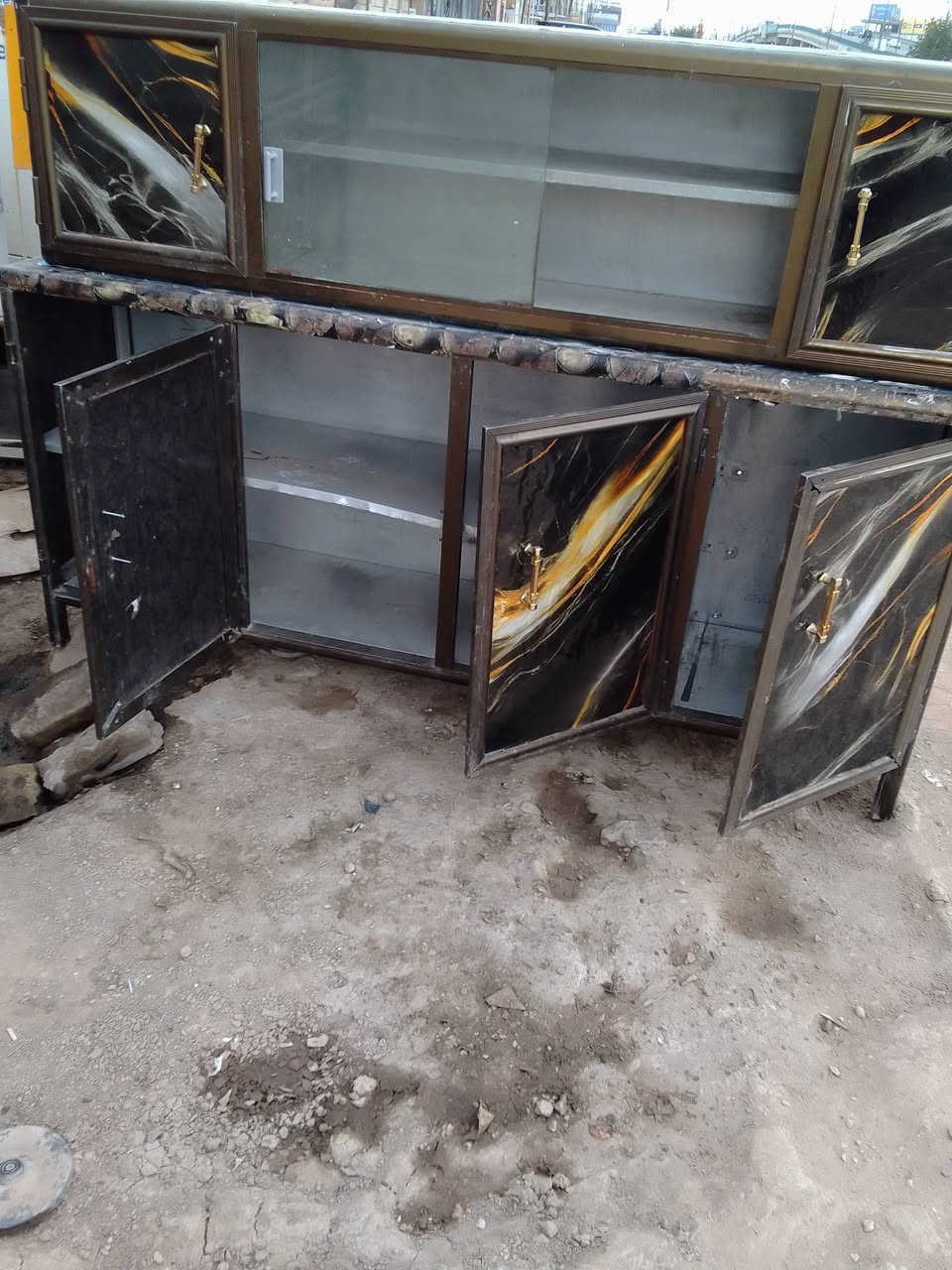 من رخصة الادمن
كاونتر 3قطع السعر125الف
كاونتر سنك السعر 60الف
حله شارع 60
***********
***********
