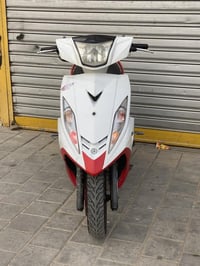 جيتي آر • خمسينية • أوراق منفيس
