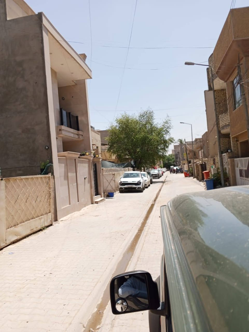 بسم الله الرحمن الرحيم
دار تفليش للبيع في منطقة الغدير محلة 706
كهرباء خصخصة 24 ساعة
المساحة 227.5 متر
الواجهة 14 متر
النزال 16 متر
يباع كامل أو تقطيع
القطع المتوفرة:
97.5 متر
أو 65 متر
سعر مناسب جداً
موقع ممتاز وقريب من الخدمات
للاستفسار أكثر:
📞 *********** أبو ايلين
اتصال أو مراسلة واتساب
📞 *********** أبو ايلين
