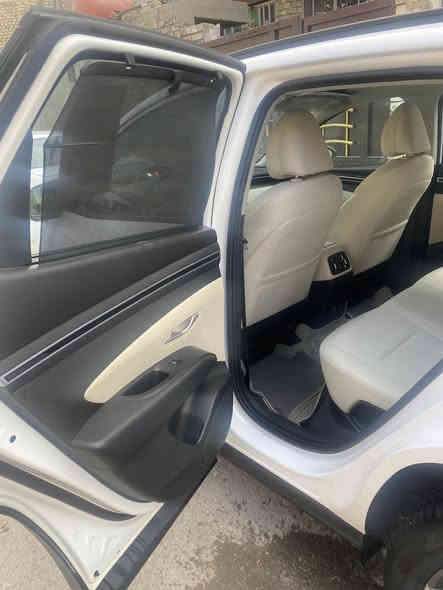 السلام عليكم توسان ٢٠٢٤ سياره.   مكفوله.  داخل. ابيض. كشن كهرباء سايق. وصدر. سعر222 عنوان بغداد ***********
