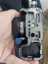 كامرا sony zv-e10 m2 جديدة شتر ٤٣ استخدام قليل جدا بعدها ضمان قرطاج وي...