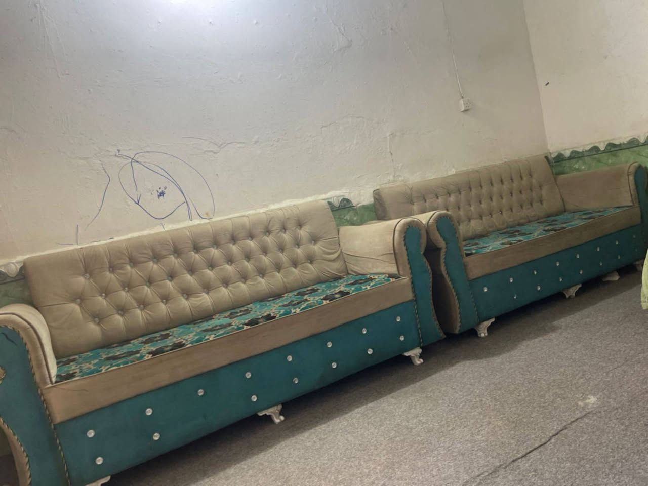 تخم قنفات كلشي مابي بس يحتاجله غسل قوي كلش ١٠ نفرات ب ٣٥٠ وبي مجال وشاشه بلازما حجم ٥٠ بلا نت ب ٣٠٠ وبيه مجال شراي رسال خاص مكان نجف حي الوفاء


**إذا كنت صاحب هذا الإعلان وتريد حذفه لأي سبب، رجاءا أرسل رسالة إلى الدعم الفني**