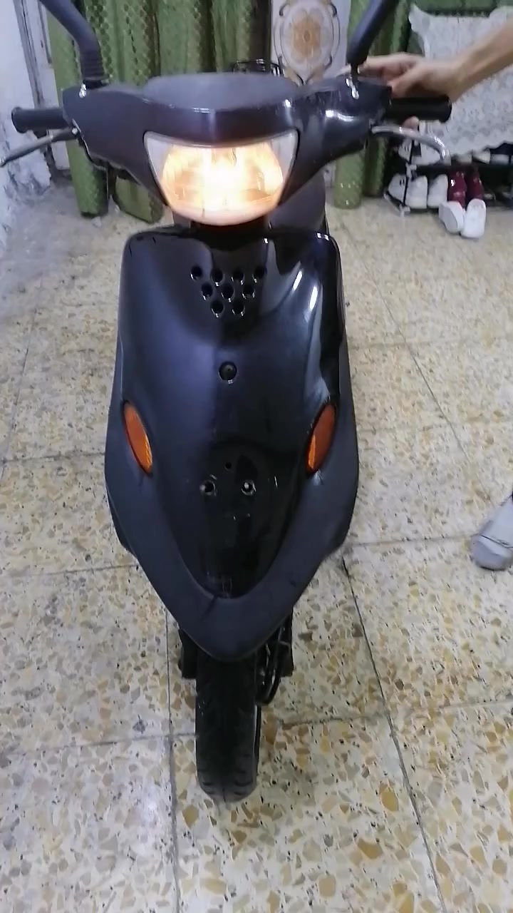 سلام عليكم دراجة بيجي 9 مكينة خير من الله نضيفة ع وضعه البلادي شغالة نكرة سلف كهربائيات كله شغالة للمراوس فقط و انطي فرق شعندك نزل متواجد واتساب وخاص ❤💓


**إذا كنت صاحب هذا الإعلان وتريد حذفه لأي سبب، رجاءا أرسل رسالة إلى الدعم الفني**