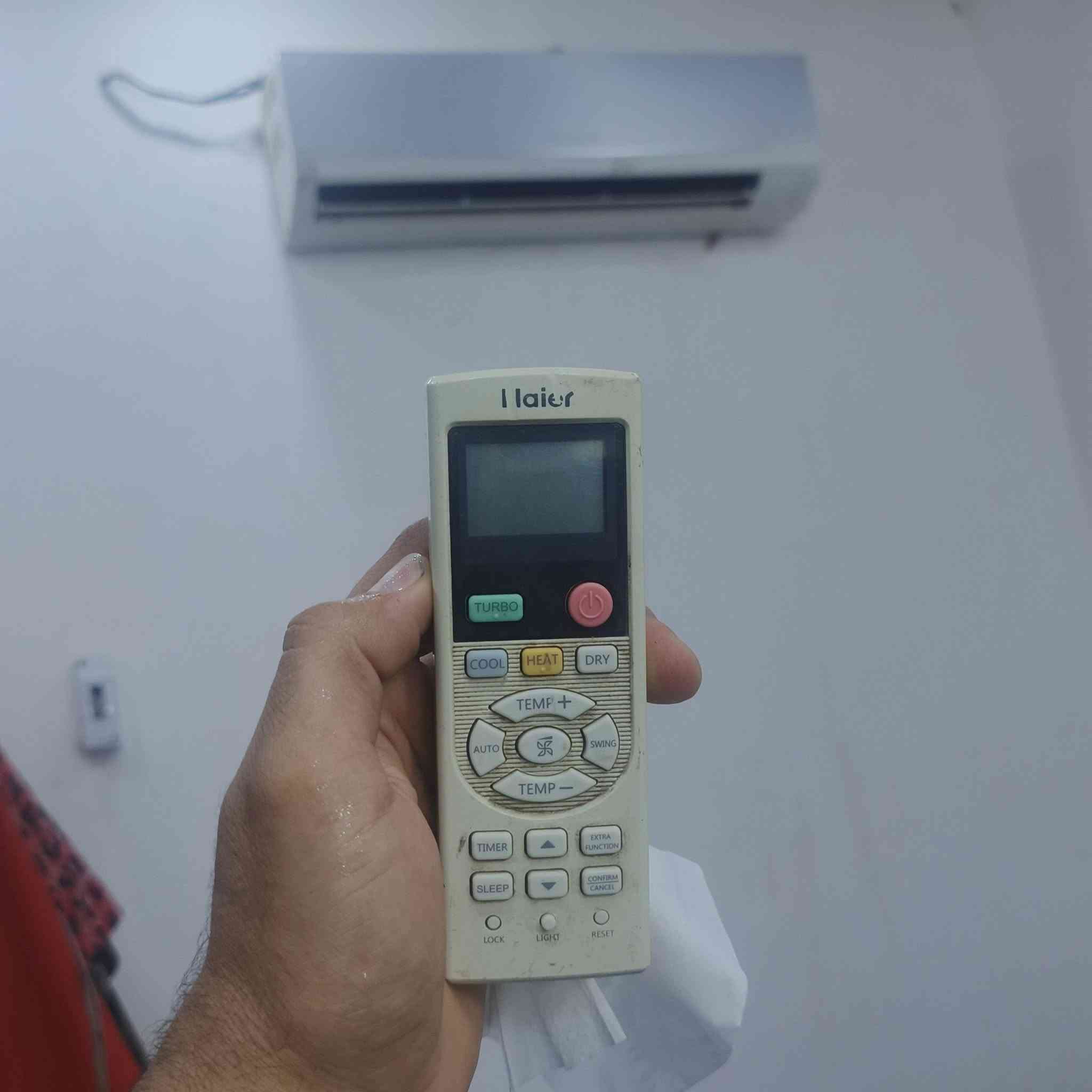 السلام عليكم سبلت طن ونص شغال مابي اي عطل السعر 225 وبي مجال مكاني المنصوريه ***********
