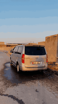 السلام عليكم ستاركس مديل 8 مسكر اصل كير عادي مكينه وكير خير من اللّٰه السيارة ملكوطه من الخياس بيها ضربه خلفية خفيفه السعر 120 رقم الهاتف***********
