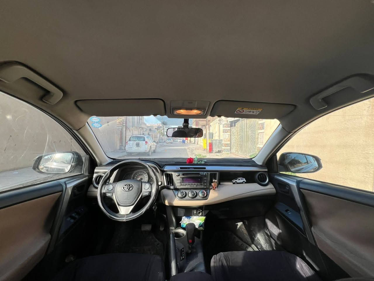 السـلام عليـكم
للبيع سيارة تويوتا رافور 4 خليجي موديل 2014، رقم سليمانية، باسمي. السيارة بحالة ممتازة وجديدة جداً، خالية من أي نقص. المحرك، الگير، الصدر، والتبريد تخم تاير السعر ١٥٥ مكان سياره تكريت 
للاستفسار اتصل ***********
