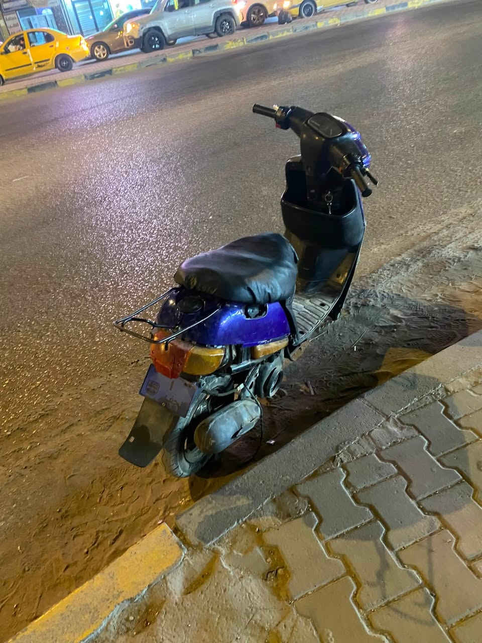 سلام عليكم درجه بطه لابيع درجه مابيه شي بس كبراته تقطيع بس درجه ضيفه مابيه اي شي السعر 150 بيه مجال عنواني النجف حي المكرمهالستفسر عل وتساب ***********
