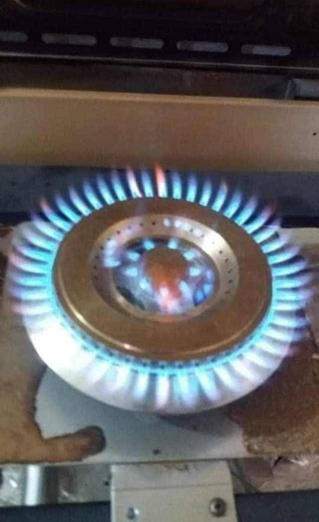 ***********
