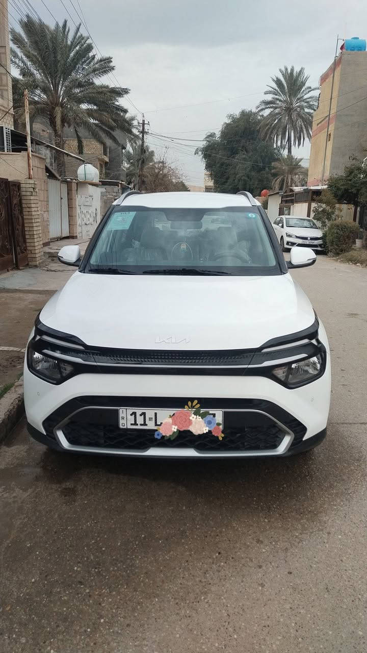 تحيه طيبه
كيا كارينز 2024
7 راكب رقم بغداد 
بسعر 27 مليون قفل 

وارد خليجي ضمان المجموعه الدوليه 
ادامه و  تغير الزيوت والسوائل  كله بالشركه حسب الكتلوك 
السياره بعده داخل الضمان 
ماشيه حاليا 12.500 الف فقط 
مكفوله من كلشي بارد صبغ شخوط الخ 
دوشمه  الكاعيه  جلد بالكامل 

المواصفات لمن يود الاطلاع عليها 
. بصمه 
. تشغيل عن بعد 
. 7 راكب 
. تبريد مركزي 
. كشنات مخمل ومطعم جلد
. حسات امامي خلفي محيطي 
. كامرا دواره  
. شاشه عربي تدعم جميع البرامج 
. اريل نفكيتر 
. تحكم ستيرن 
. اوامر صوتيه 
. تثبيت سرعه 
. ويل فراشه 
. مري كهرباء 
. بك لايت ليد 
. العده كامله
.تبريد مركزي 3 قطع 
مكان سياره بغداد الزعفرانيه 
الاستفسار الاتصال ع. الرقم

‭0770 2951884
بسعر 27مليون  قفل
