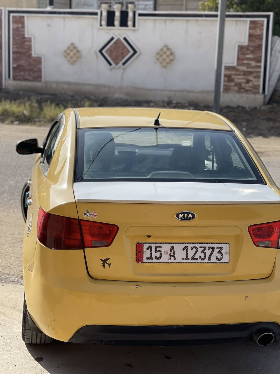 السلام عليكم
كيا فورتي 2013 رقم انبار دولي تحويل مباشر 

مكينة 2000 جاهزة 

كير 6 نمر 

مصفرة هيئة وغرامات 

بيها جاملغ امامي وبنيد من امريكا 

وجاملغ خلفي بل عراق 

السيارة بدون دواخل بدون لغود كفالة 

مكان السيارة بابل _ المحاويل 

السعر 73 وبيها مجال 

للاستفسار الاتصال 

‏‭0789 388 6774‬
