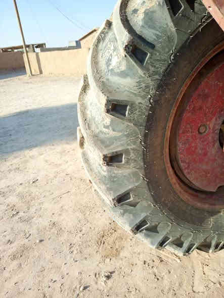 للبيع تاير تركتر خلفي ٣٤ على ١٨ جديده مشتغله موسم واحد نضيفه جدآ 

العنوان الموصل ناحية القياره 

للاستفسار اكثر الإتصال على 

***********
