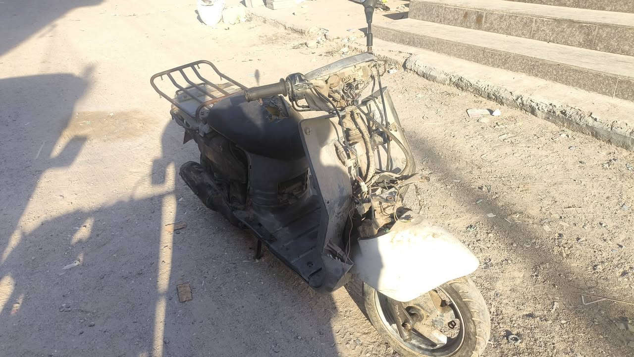 دراجه بيكم كوم حديد للبيع سعر 100 واكو غراض مال بيكم مكاني بصره حيانيه رقم ***********
