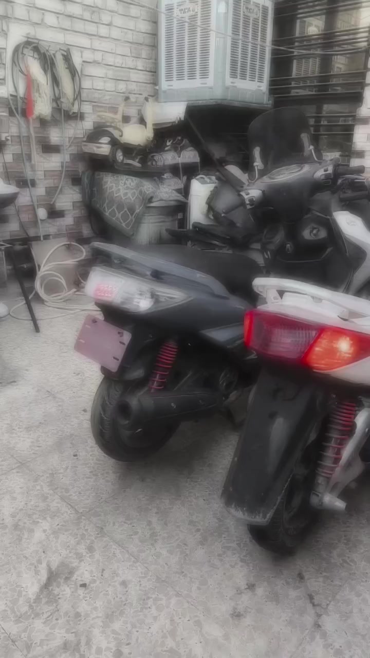 السلام عليكم دراجه سكنس فحل دراجه نازل دراجه رامبه كلتشات رياضي سعر 550 ام الكبرد الرقم ***********
