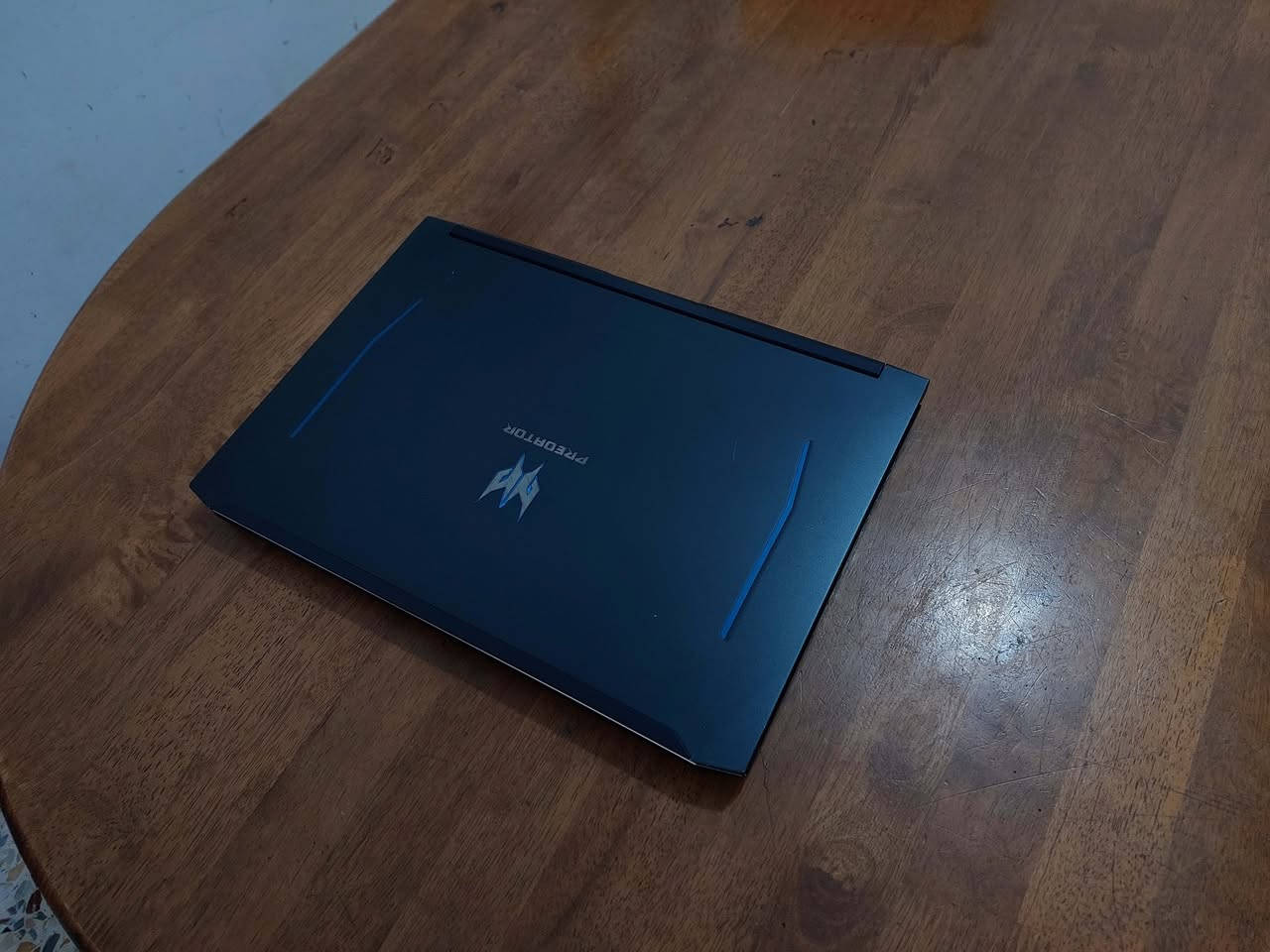 السلام عليكم ... لابتوب PREDATOR  ................. رام حجم 16 كيكا  ...كرت الشاشة الخارجي المنفصل 6 كيكا من نيفيدا GTX1660 TI نوع TI   ...معالج كور اي 7 الجيل التاسع فئة H ( من اقوى فئات المعالجات ) ....هارد نوع SSD M.2  512..شاشة حجم 15.6 دقة FULL HD  ..كيبورد ضوئي RGB ملون ...ملائم لكل الالعاب والبرامج الهندسية والتصميم والمونتاج وغيرها .. مكانه بغداد السعر 450 $ للاستفسار الاتصال *********** او ***********(واتس)
