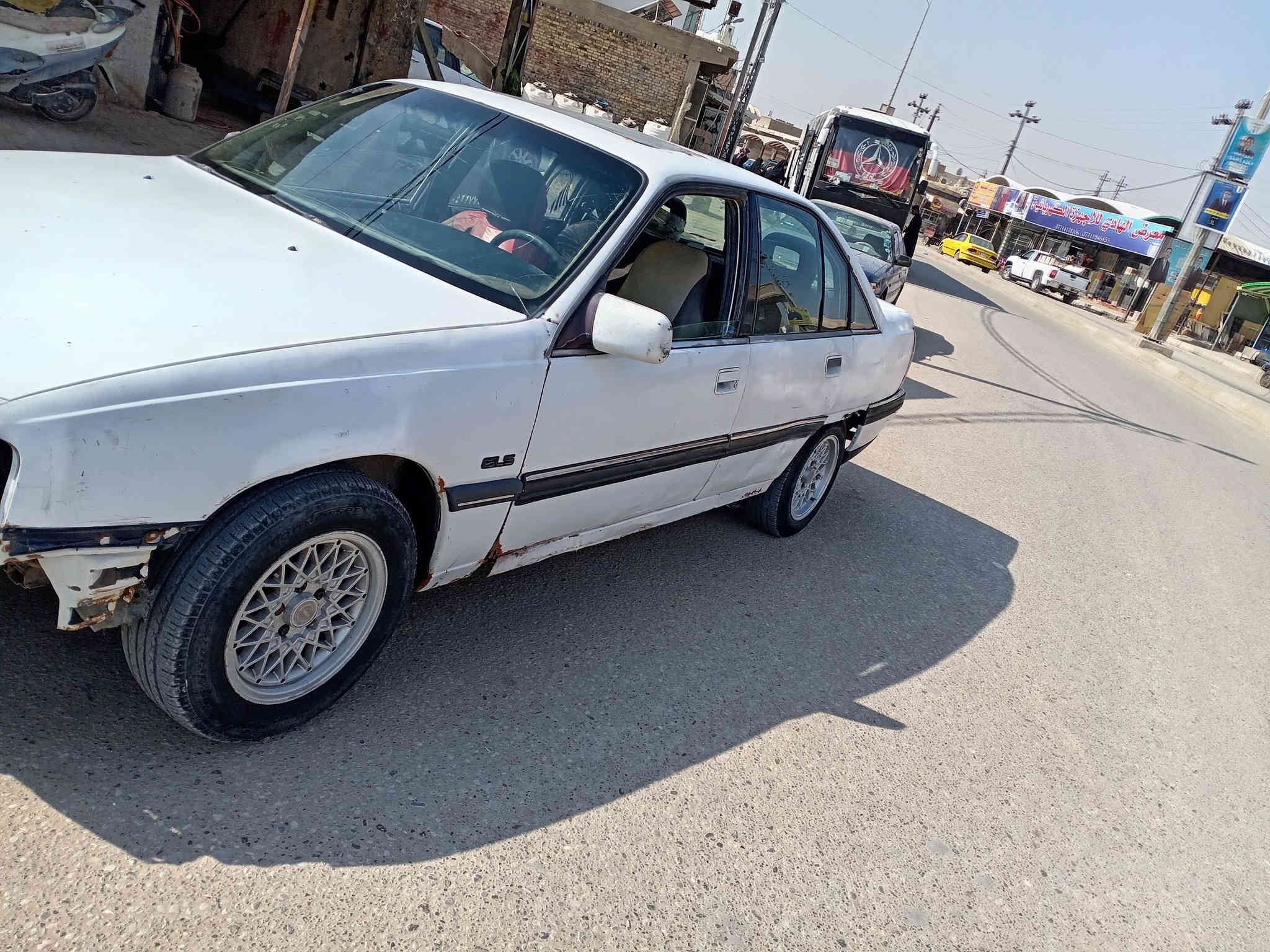 السلام عليكم اوبل البيع رقم انبار راعيه موجود بلرمادي عدي وكاله عامه مطلقه ام الصوره مكفوله مكينه وكير وتخم تاير السعر 10 مكاني دوانيه قضاء عفك 0787 269 0334
