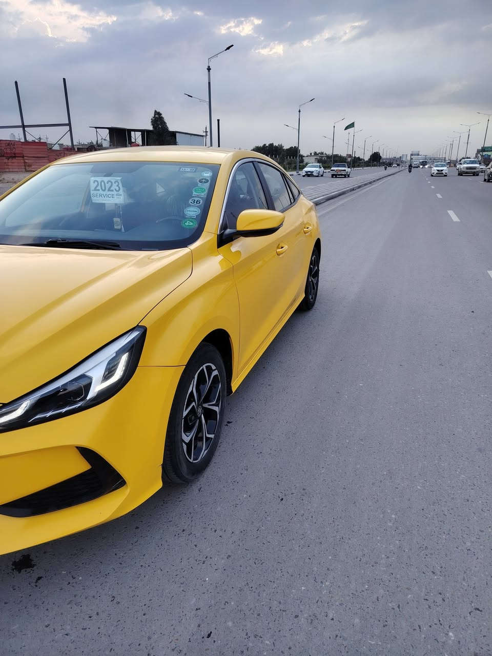 السلام عليكم. سياره ام جي جيتي موديل ٢٠٢٣ كفاله عام السياره بسمي وحلو وجديده وماشيه ٦٠ الف حقيقي مكان السياره بصره شط العرب ***********
