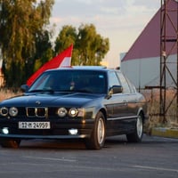 بيم دبل يو لبيع 535سياره جاهزه السعر 50وبيها مجال 07502160650