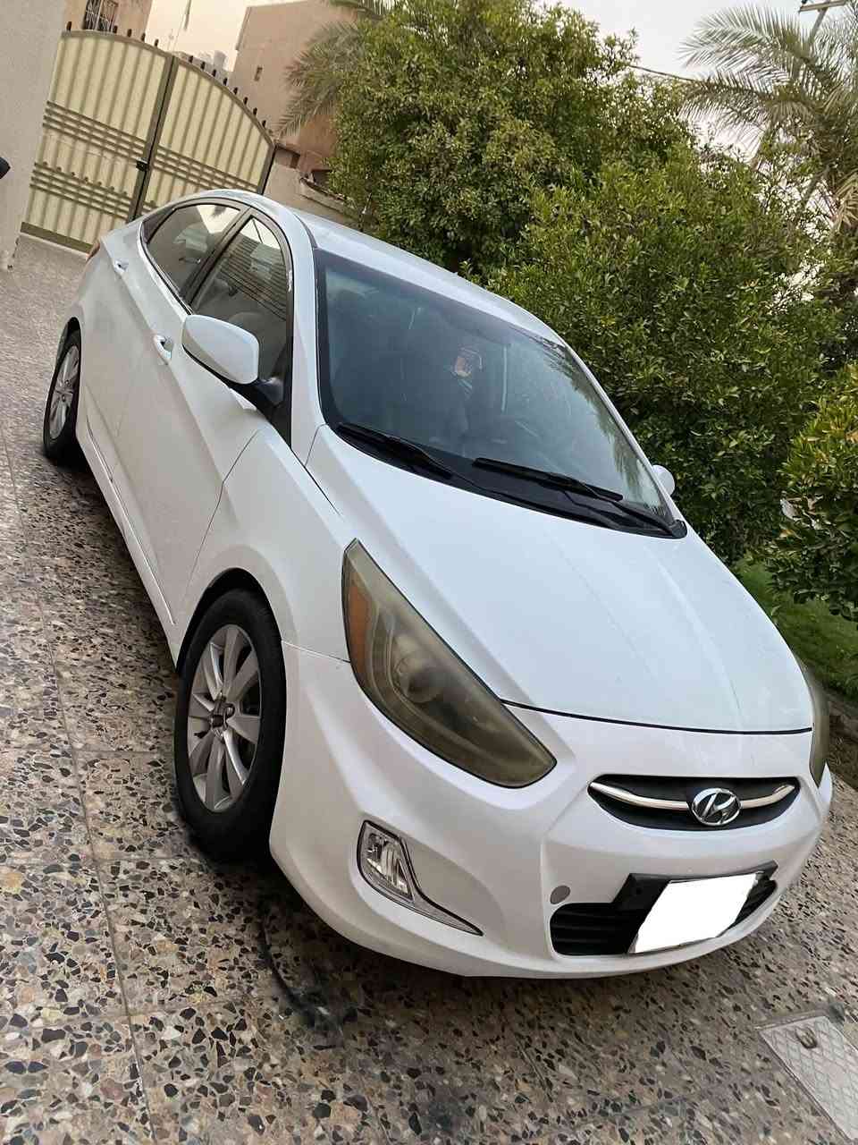هونداي اكسنت موديل 2016 وارد امريكي محرك 1600 
  حادثها جاملغ وبنيد بدون دواخل ( لغد وشاصي مكفولات ) 
 كير محرك نظيفات،،، تبريد ثلج،، 
حدادية جديدة
السعر 73 ورقه 
للاتصال // *********** 
واتساب فقط // ***********
