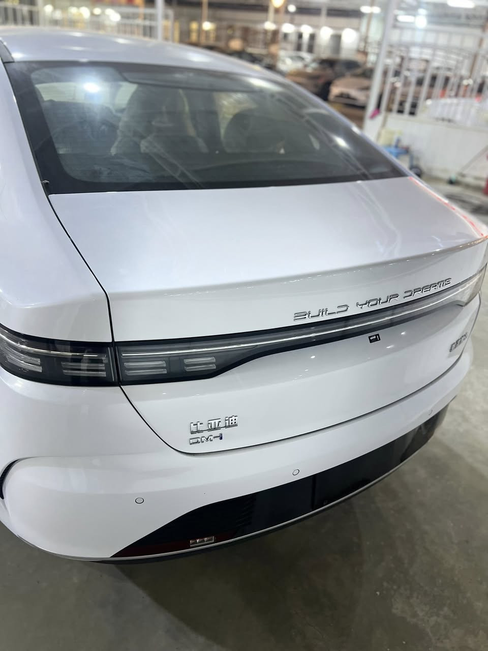 سلام عليكم 
يتوفار 
سيارات البي ويدي 
موديل 2025
ثلاث نوعيات 
معا عدته الكامله 
الون داخل ابيض 
يتوفر جمله ومفرد 
مرواس أو بيع وشراء 
المكان بغداد اليوسفيه قرب صيطره 75 
 اي لاستفسار تصال على رقم الهاتف 
***********
***********
***********
