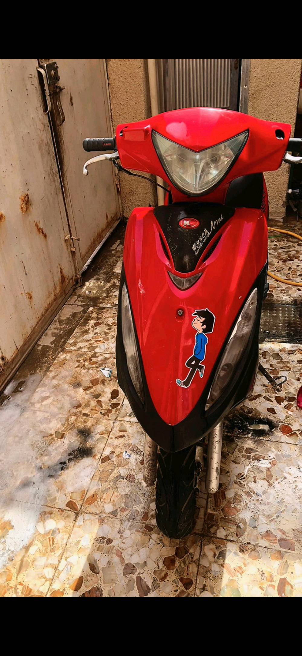 سلام عليكم
دراجه كامكو جي فور نضافه شوفت عينك
شغاله كلها هندر سلف تشتغل دراجه بوشه55مزوده بيها صالنصه رياضي كهربائيات كلها شغاله شلعه شك الكاع تعال وشوف بعينك سعر.. 450