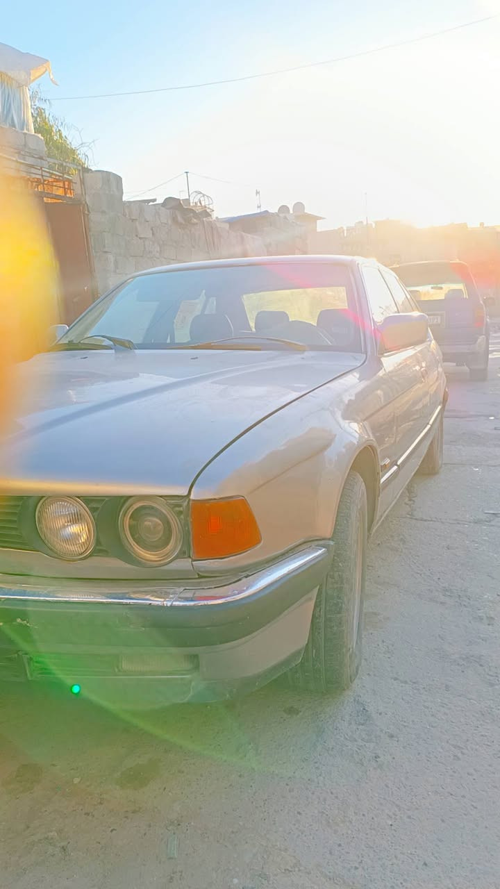 BMW 730i
BMW حجم 730
موديل 1991
رقم نينوى الماني 
محرك 6 سلندر گير اوتوماتيك 
محرك وكير شرط 
حدادية وصدر جديد
صبغ عام للجمالية بدون ضرر
مكانها الموصل الايمن 
***********
