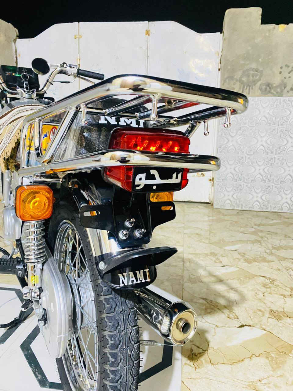 سلام عليكم دراجه لللبيع اوراق شاصي مديل ١٢ تعمير ٢٥ دراجه ما متعوبه نضافه ٩٨٪ اوراق سعرها ١٣٥٠ وبيها مجال ***********
