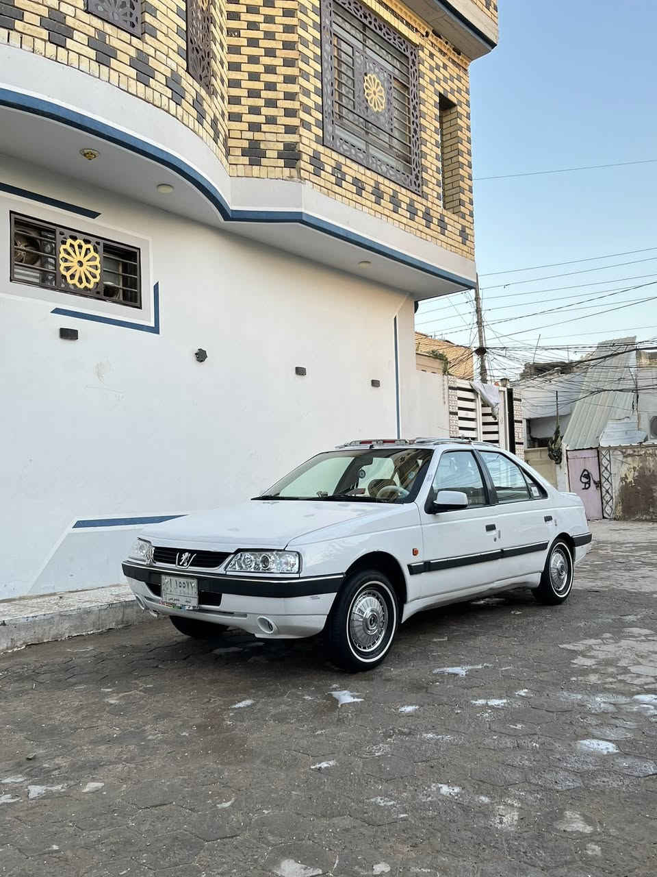 سلام عليكم بيجو لميس للبيع مديل 2012 بيها نص جاملغ صبغ الخلفي والبقيه كفاله كير مكينه حداديه تخم تاير سياره جاهزه السعر 47 وبيه مجال مكاني نحف حي الانصار الشراب يتفضل خاص أو يتصل ***********
