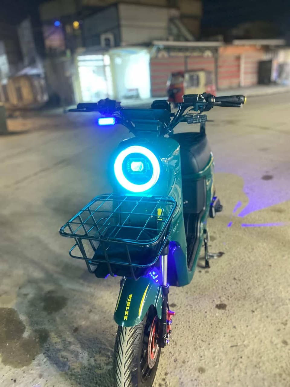 ا
السلام عليكم  دراجه شحن R9مديل 2023نضافه دراجه90/100عددالبطاريات5  4نمر سرع كلشي شغال بل دراجه مكان بغداد شعب حي بساتين سعرر 500بيههه مجال هواييي


**إذا كنت صاحب هذا الإعلان وتريد حذفه لأي سبب، رجاءا أرسل رسالة إلى الدعم الفني**