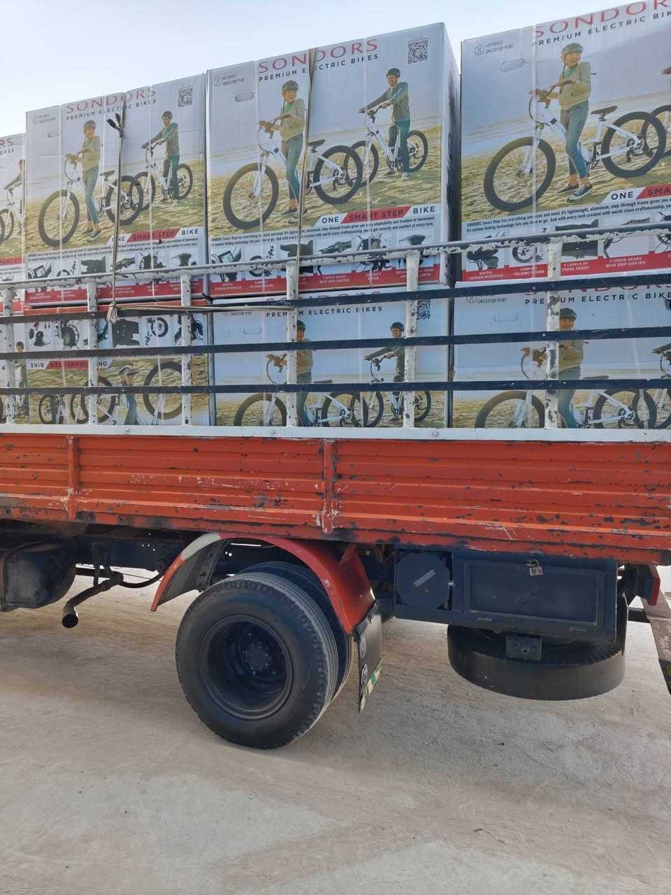 تم بعون الله وصول حاويه من دراجات السوندورس الأمريكيه الأصلي وكاله دراجه فول مواصفات معروف مع الظمان حجم 27/5 جبلي اطار ضخم دبابه سرعته 40 تقطع مسافه 60 كيلو متر بالشحنه بطاريه ليثيوم اصلي عمر البطاريق الافتراضي 5 سنوات سكليتر ومساعد شحن بالكارتون  متوفر توصيل لكل المحافضات عنوان المحل بغداد حي القاهرة سوق الصليخ أي استفسار هاذا رقمي *********** 🌺🌺🌺 سعر الوكاله 18 ورقه 
اني ابيع 625 الف تحياتي للجميع
