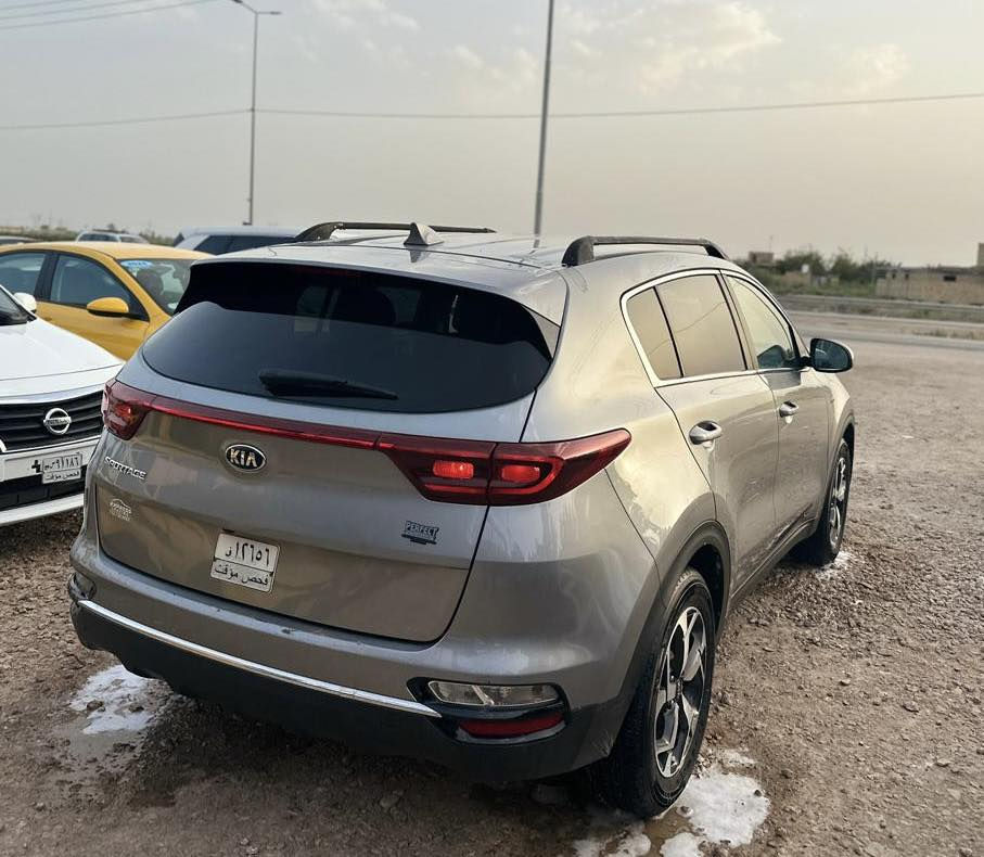 بيع او مراوس سبورتج موديل 22بدون رقم تبديل بنيد فقط محرك 2400سعر150شراي يتصل مكان سيارة معارض الرميثه عالشارع العآم معرض احمد آل شمران ***********
