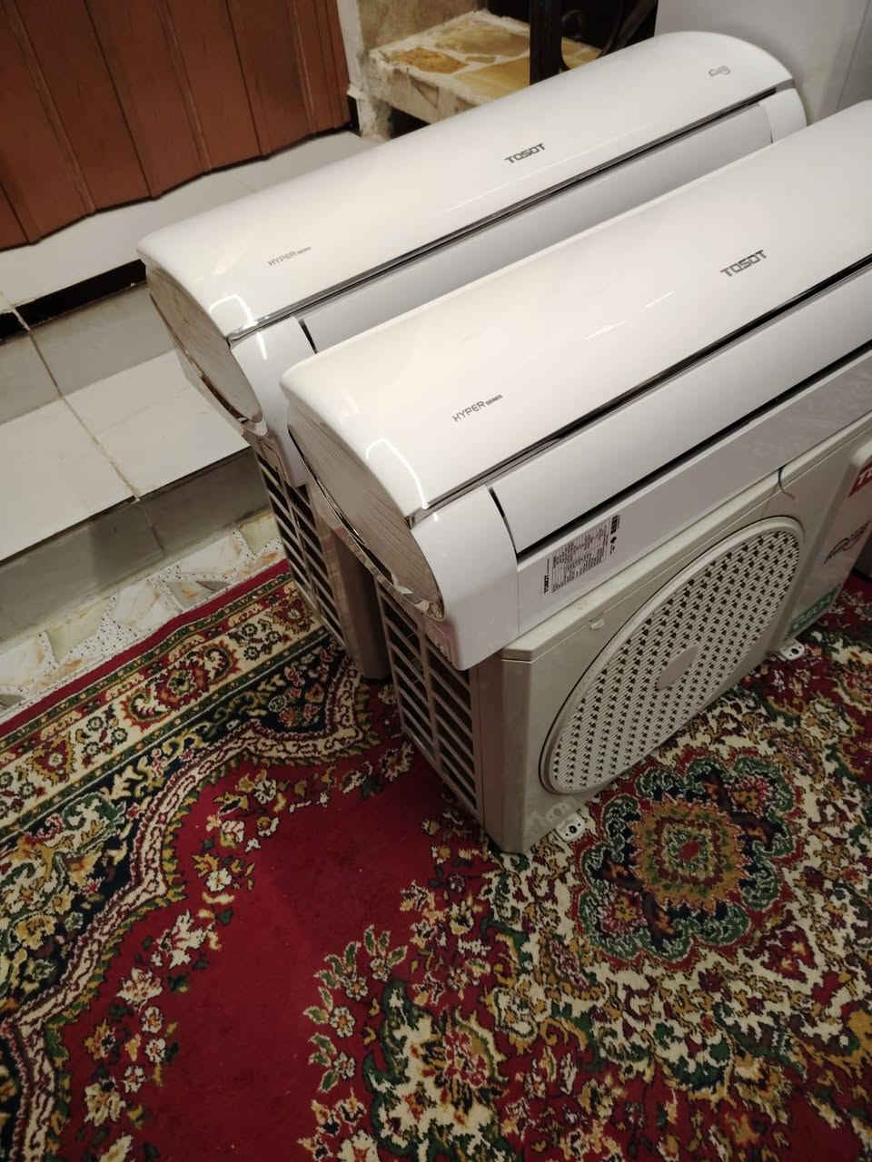 توسوت ١ طن عدد ٢ انفيرتر تحكم امبير اجهزه جدد لوك مع كامل اغراضهن الاصليه للبيع مكاني البياع ***********
