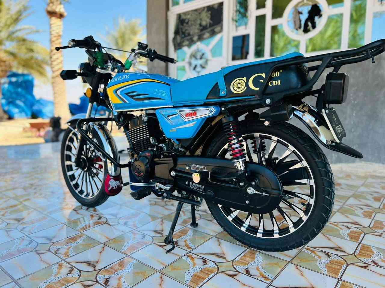 سلام عليكم للبيع ضاغطه وسنجيل موديل 2025 كفاله عامه ما ماشيه مكان واسط عزيزيه سعر خاص ***********
