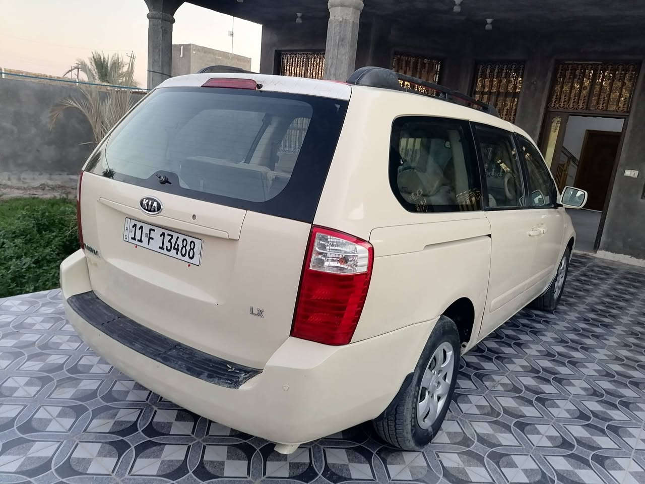 سلام عليكم اخوان كرنفال مديل ٢٠٠٨ رقم بغداد انكليزي الجديد مكفوالة وجاهزة مكينة كير تبريد سيارة كشرة صافي لا جراد ولا شخوط وياة منضومت غاز سعرة ١٢٦ مكانة بالرميثة *********** واتساب ابو احمد الحساني
