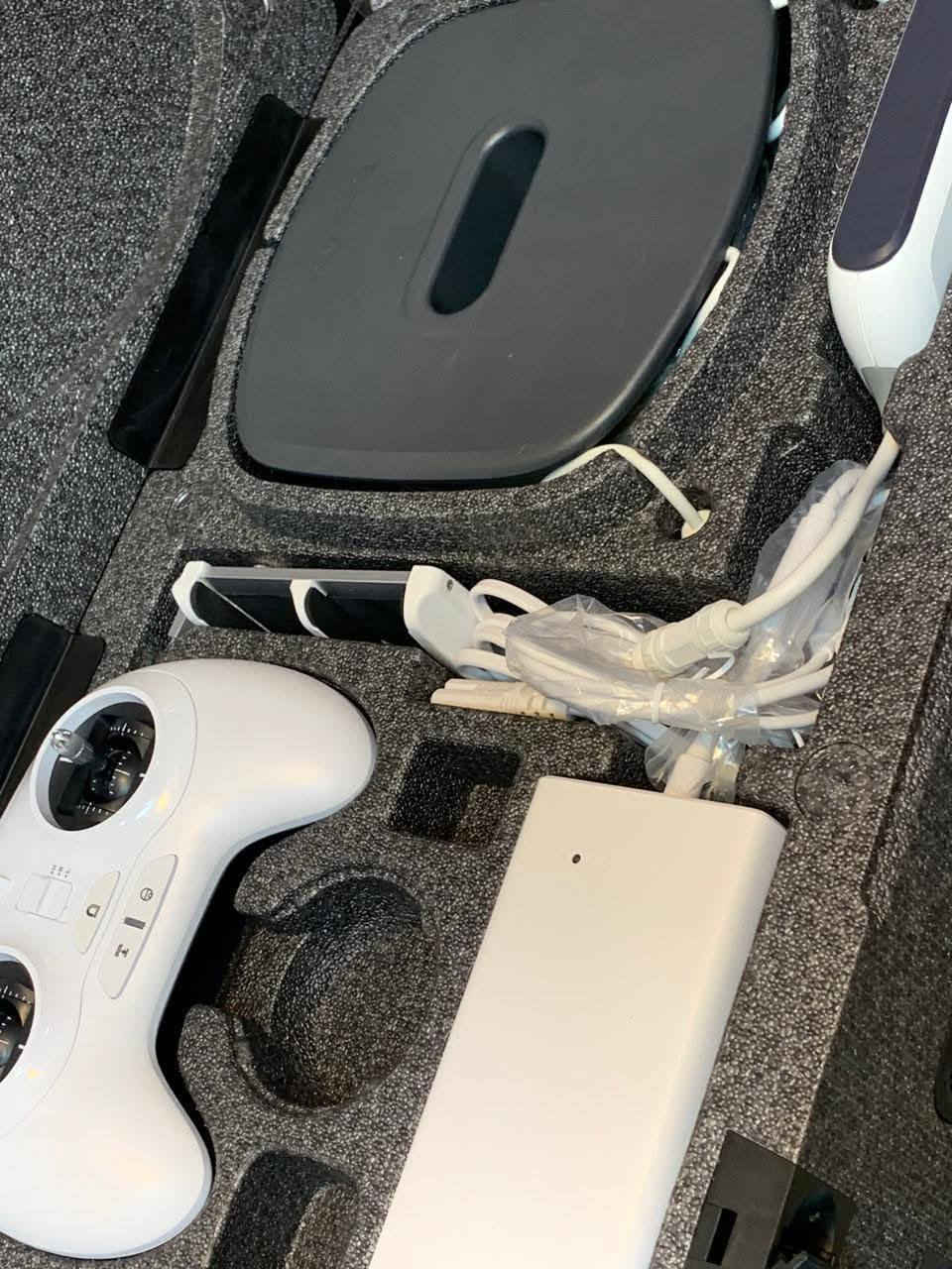 سلام حبايب
لتواصل *********** او عالخاص
السعر ٢٩٠ الف. متوفر توصيل
غواصه درون مائي. 4k تصوير كبس شركه 
عمق. يوصل ٣٠. الى ٥٠ متر تحت الماي
ملحاقات كامله جوستك وكيبلات وشاحنه
وستان تثبيت مو بايل    غير مستخدمه
