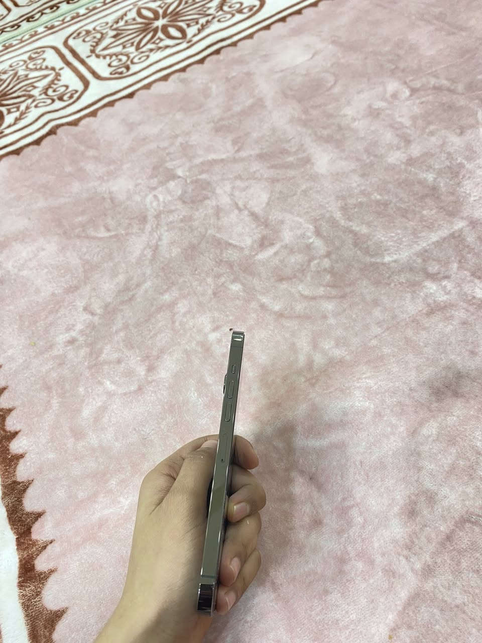 سلام عليكم 13 برو ماكس للبيع جديد مكفول زلغ مابي وتر نموذج M ذاكره 256 بطاريه 87 بلادي  رقم الهاتف ***********.    البصره الجبيله
