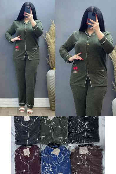 #تخفيضات

تراك نسائي دكم  جاكار عراييسي    

القياسات  L _ XL _XXL  _ 3XL   

سعر الدرزن 12 قطعه 110 الف

يوجد توصيل جميع المحافظات

واتساب ***********
https://t.me/Gheen00
