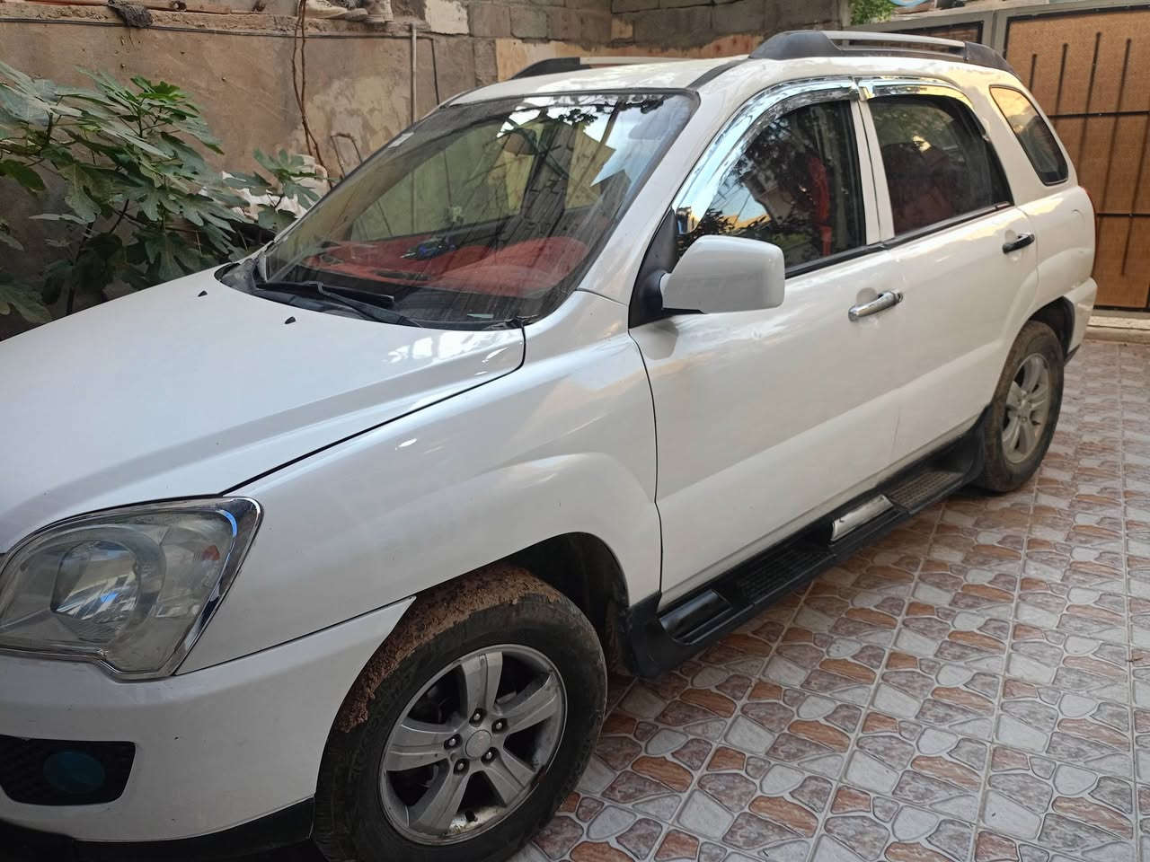 سيورتج2009 مصبوغة عاااام.   انتبه مكلوبة ومعمرة مابيها نقص كير محرك تبريد.    بغداد ب87 ورقة  الاتصال. ***********
