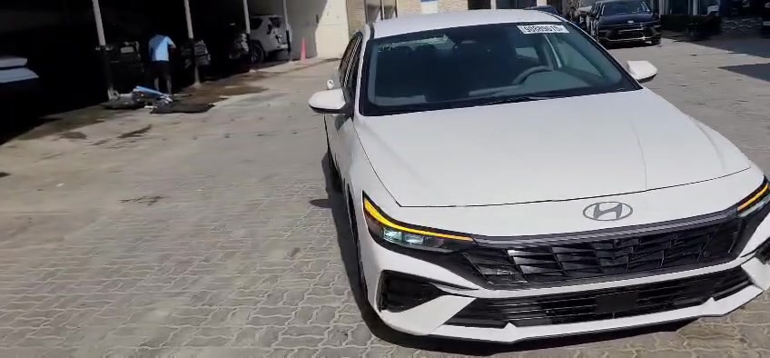 النترا موديل ٢٤ وارد امريكي  سيارة زيرو ماشيه ٤٠٠٠ لاف فقط كفاله عامه مابيها قطر صبغ ولا تبديل فقط دعاميه سيارة قبل ٤ ايام دخلت للعراق رقم شهداء حاليا بالبيت عندي بلبصرة نطيك وكاله عامه مطلقه من يمك تبصم وتحول سنتين صير بسمك  سيارة سويج بس بيها هواي مواصفات 
مثبت سرعه
رادارات  تنبيه
تحديد مسار
نقطه عميا 
بعد المريكي معروف مواصفاته 
السعر 155سيارة كارتون 
توصل على رقم ***********
+9647864748629
