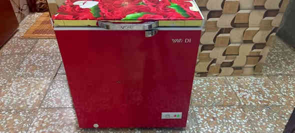 غراض بيت للبيع الغراض نظيفة جدا مابيهن اي ضرر وماداخلات تصليح المجمده الوادي حجم ١٤
ابلازمه نوع شينون بدون نت  حجم ٦٥ مع الميز 
سبلت طنين ميديا 
مكيف كري طنين 
كلهن جدد مال بيت. ونظافه
الي يريدهم يتواصل عالخاص العنوان بغداد مدينة الصدر
