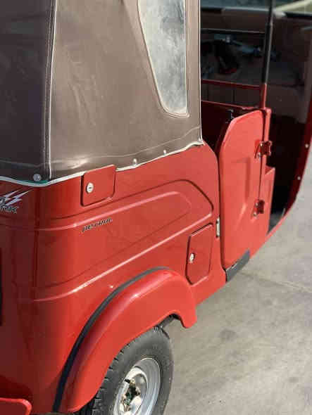 تكتك 2022/3رقم بغداد انكيلزي
بيه بارد الغد الايسر كلة  
معمرة دوس 
ومبدل بوشة وبستم 
بغداد الحسينية 
السعر 8250وبيه مجال لشراي 
يجي ويقتنع وسهلة 
***********
