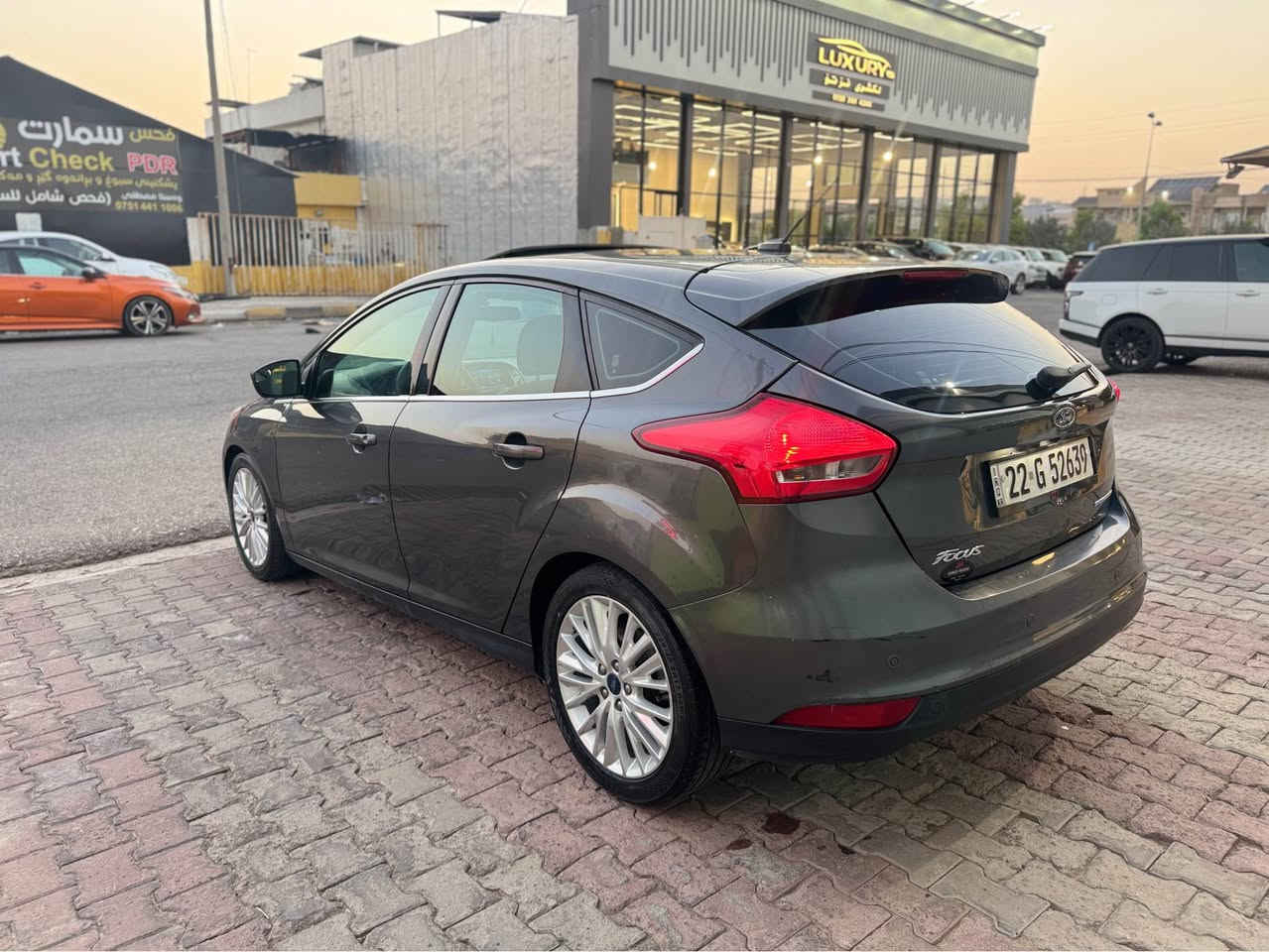 Ford focus 2018 titaniom 
٢پارچةي بؤياغه
جاملغي سةكن لةكةل دةرگاي سةكن سبوغه بي ناو گرتن هیچ ئێرباکەکي نەتەقیوەقەپات مواسفات تیتانیۆم 
بەسمەوشغال دوودەرگابەسمەکۆدی سەردەرگاناوحەوت ڕەنگ شاشەگەورەسیستم صوت سۆني ئێمپریفایري ناوسندوق کوشن جلدوکارەبای کوشن هیترسوکان هیترسلایدتەبریدلەمس تەبریددووزۆن ڕادێتەوبەوابەبیلادي مەکینە20چوارپستن مرغوب گێڕومەکینەوتەبریدکارەبای بەردی گزۆزئێرباک بەشەرتي 10فیترچوارتایەی نوێ پاتري نوێ بێ تەقەوڕەقە سەنەوی ژینگەڕێگاوبان نوێیەتا(2029/7/30)بەناوکردن وغرامەبەشەرت نرخي ٨٥$ مةجال

فورد فوكس ٢٠١٨ 
مكينة ٤سلندر مرغوب سيارة نظيف شرط محرك كير تحويل سيارة بي ٢ قطعة سبغ بدون دواخل بدون ارباك
سعر ٨٥$
*********** واتس اب أربيل, العراق
