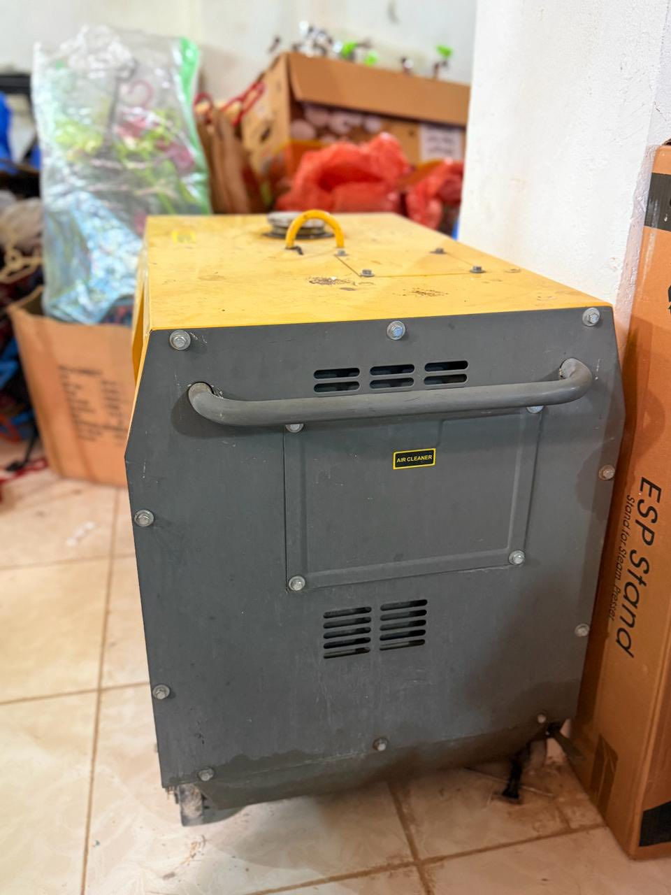 سلام عليكم ..
مولده كاز 28 امبير للبيع  جديده لوك مشتغله شهر ب 500$


**إذا كنت صاحب هذا الإعلان وتريد حذفه لأي سبب، رجاءا أرسل رسالة إلى الدعم الفني**