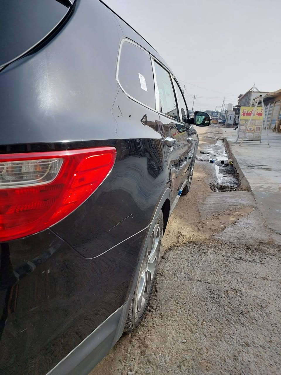 سنتافيا موديل 2014وارد
فول الفول من عده الفتحه بردات 7راكب
محرك6
 3تبريد
سياره رقم بغداد بسمي 
تحويل مباشر
***********
