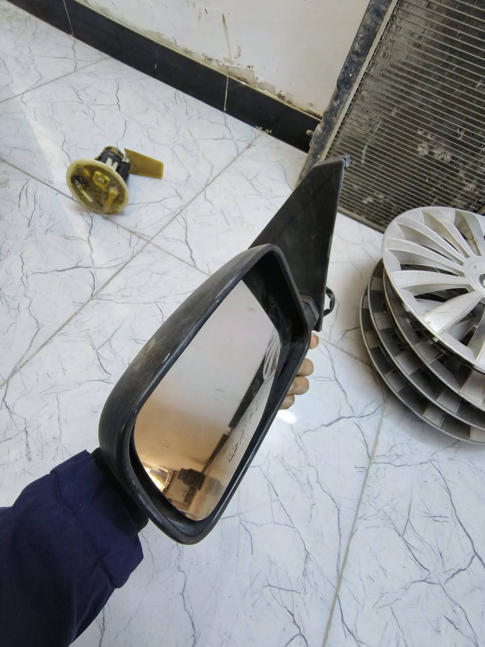 غراض لانسر بومه للاستفسار *********** مكاني بغداد
