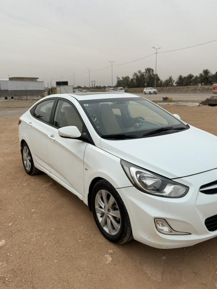 السلام عليكم هونداي اكسنت 2013خليجي رقم بغداد
أنكليزي باسمي مكينه 1600 دبل قطره ماشيه 74
مكفوله كفاله عامه من الصبغ ول تبديل عده بارد بصيط مواصفات بلو /فتحه /5تجاوي /أربع دسك /فتحه /السعر
112مكان السياره بابل رقم المبايل ***********
