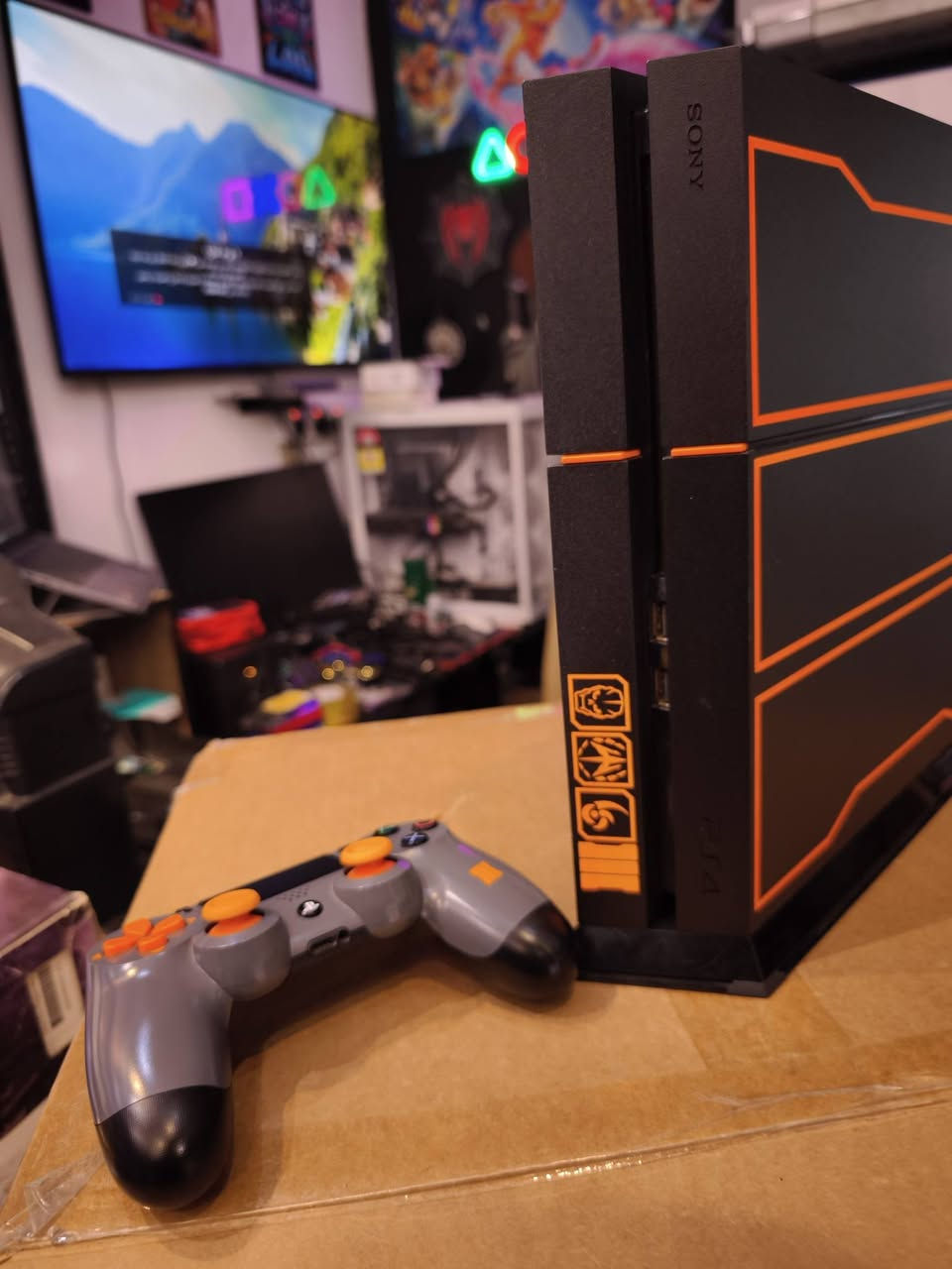 PS4 FAT USED 1TB UPDATE 9.00
LIMITED EDITION BUNDLE COD BLACK OPS3 
🔥🔥🔥🔥🔥🔥🔥🔥🔥🔥🔥🔥🔥🔥🔥
بلي4 فات بالة مستخدم جوستك اصلي كامل الملحقات مع ستاند أصلي شركة سوني نسخة خاصة نظافة فوول تحديث 9.00 معدل هارد تيرا .
السعر 300.000 ألف 💵💵💵
للطلب والاستفسار الاتصال بالارقام التالية:-
***********/واتساب ☎️
***********/واتساب ☎️
او مراجعة مكتبنا الكائن في 
📍بغداد حي القاهرة نهاية شارع الدلفية او المعلمين قرب كرار فون للاتصالات📍 .

🚖متوفر خدمة توصيل بغداد وجميع المحافظات🚖.
