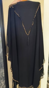 ملابس • للبيع