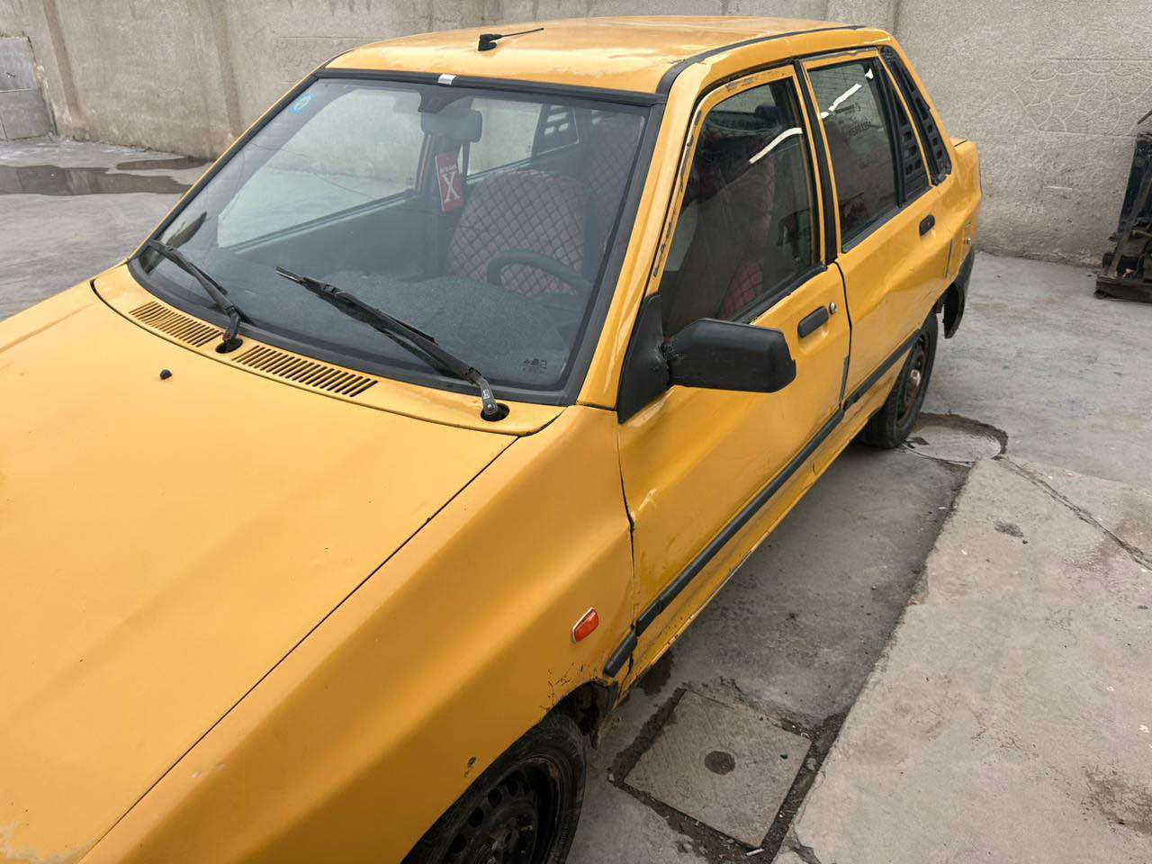 سلام عليكم سايبا للبيع ..2012  محركها بيه تبخير  سياره باسمنا تحويل ثاني يوم  السعر 17ورقه. وبيها مجال عنواني  بغداد للاستفسار اتصال على الرقم ***********. غير متواجد ع الفيس مكلف بالنشر بغداد, العراق
