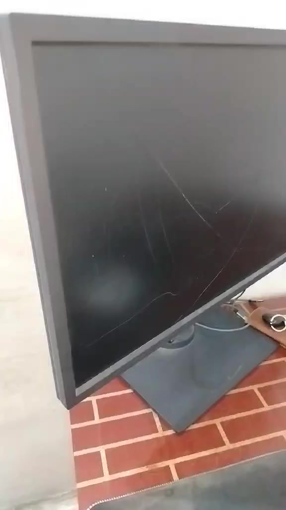 سلام عليكم يوجد ثلاث شاشات كيمنك للبيع الاولى فول أشدي حجم 27 144هرتز كارتون وملحقاته كاملة فقط بيهة شخوط مال مفتاح سيارة بس مماثرة عليهة وعلى الفحص الشاشة تأن يعني مو va ولا ips السعر 110 قفل 
الثانية حجم 28 60هرتز 4k شركة Hb بدون ستاند هم تأن السعر 180 
الثالثة حجم 27 4k 160هرتز من كيكا بايت الشاشة اخت الجديدة بيهة فقط ديد بكسل واحد وممبين لو مو تركز بي بس اذكرة للأمانة السعر 370 قفل


**إذا كنت صاحب هذا الإعلان وتريد حذفه لأي سبب، رجاءا أرسل رسالة إلى الدعم الفني**