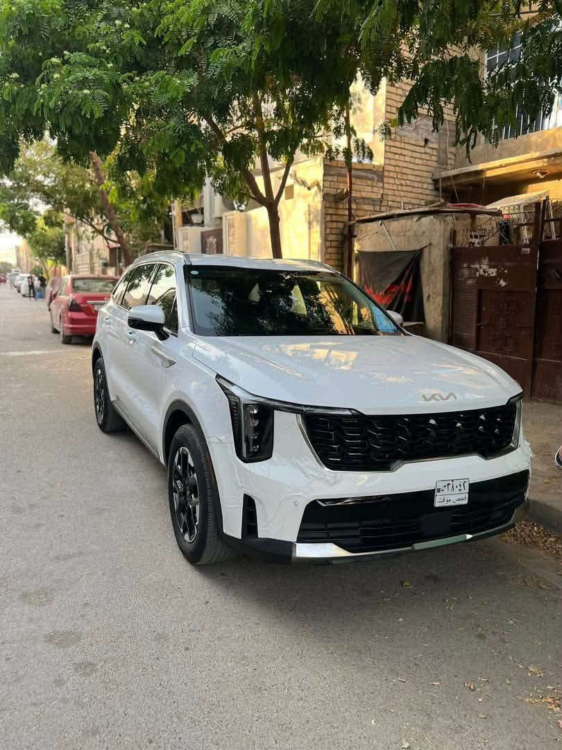 سلام عليكم
سياره سورنتو للبيع سياره جديده وارد امريكم بيه بس بارد عله كد شبر بل جاملغ ولباقي كله كفاله 

سياره حلوه وكفاله 
سياره بعده ما مرقم 
فول موصفات ما عده تنته سياره حلوه ونضيفه 
السعر 234 وبيه مجال بصيط 
*********** 
عنوان الشعله بغداد
